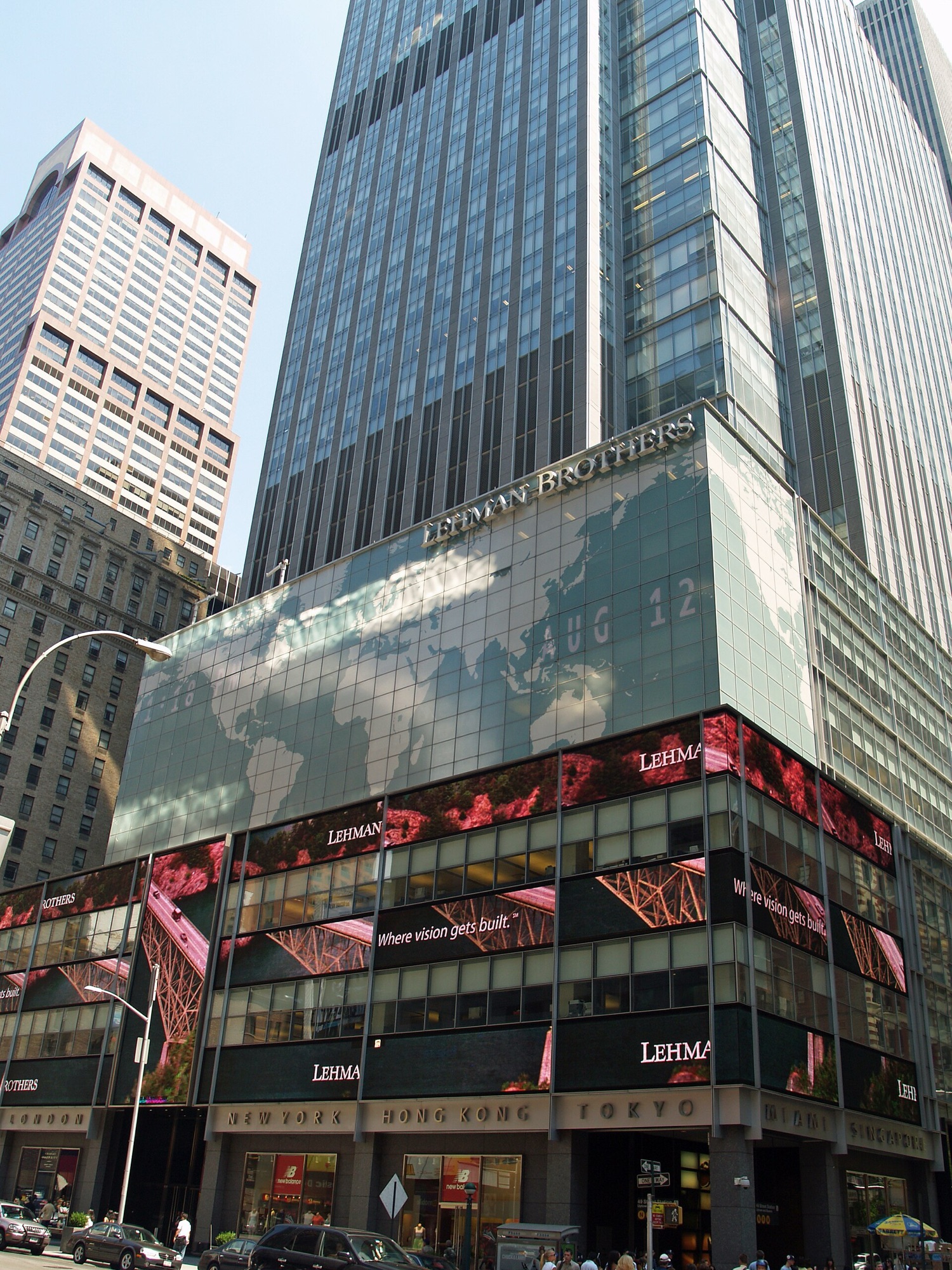 The Fall of Lehman Brothers: The Weekend That Broke the World Economy